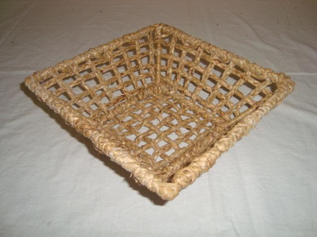 Wicker fruit basket